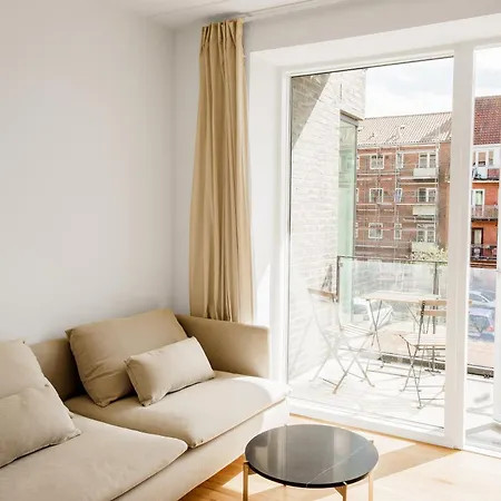 Fantastic 2-bed With Large Private Balcony Odense